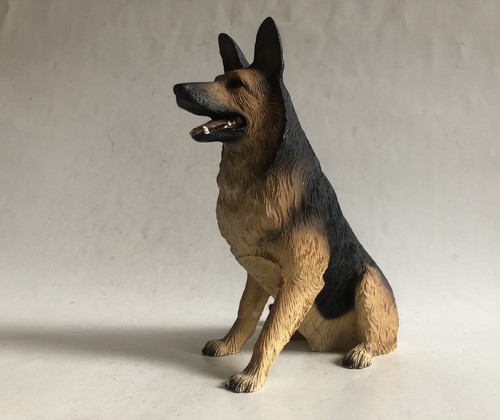 Alsatian german shepherd dog - alsatian,
