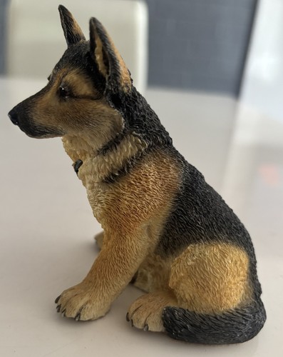Alsatian puppy figurine - puppy,
