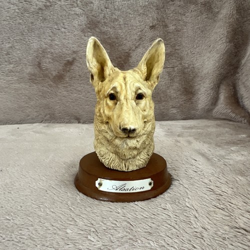 Mounted alsatian german - mounted, alsatian/german
