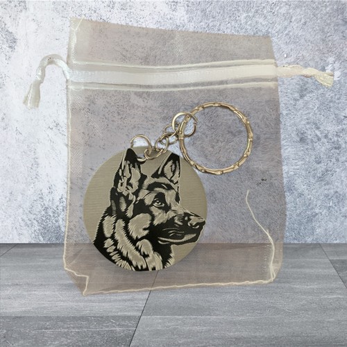 Aluminium dog keyring - dog, german